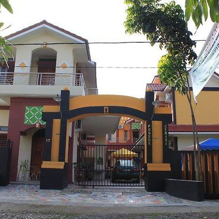 Pondok Cemara Hotel Medan Ngoại thất bức ảnh