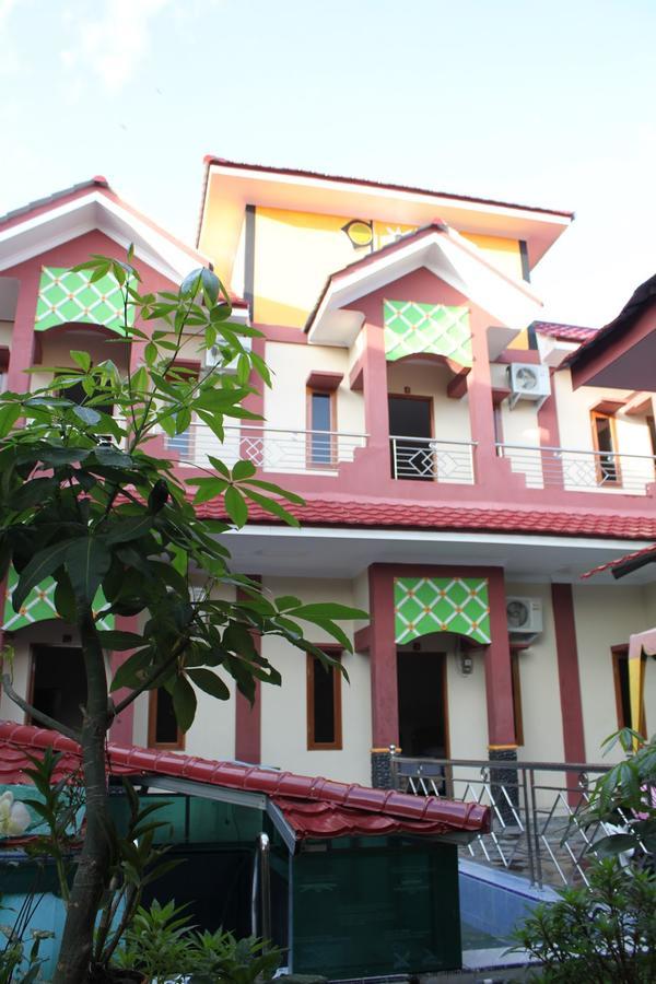 Pondok Cemara Hotel Medan Ngoại thất bức ảnh